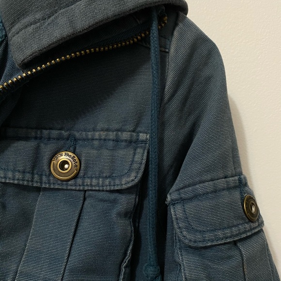 ✨SOLD✨ Bella Swan Jacket - Picture 9 of 16